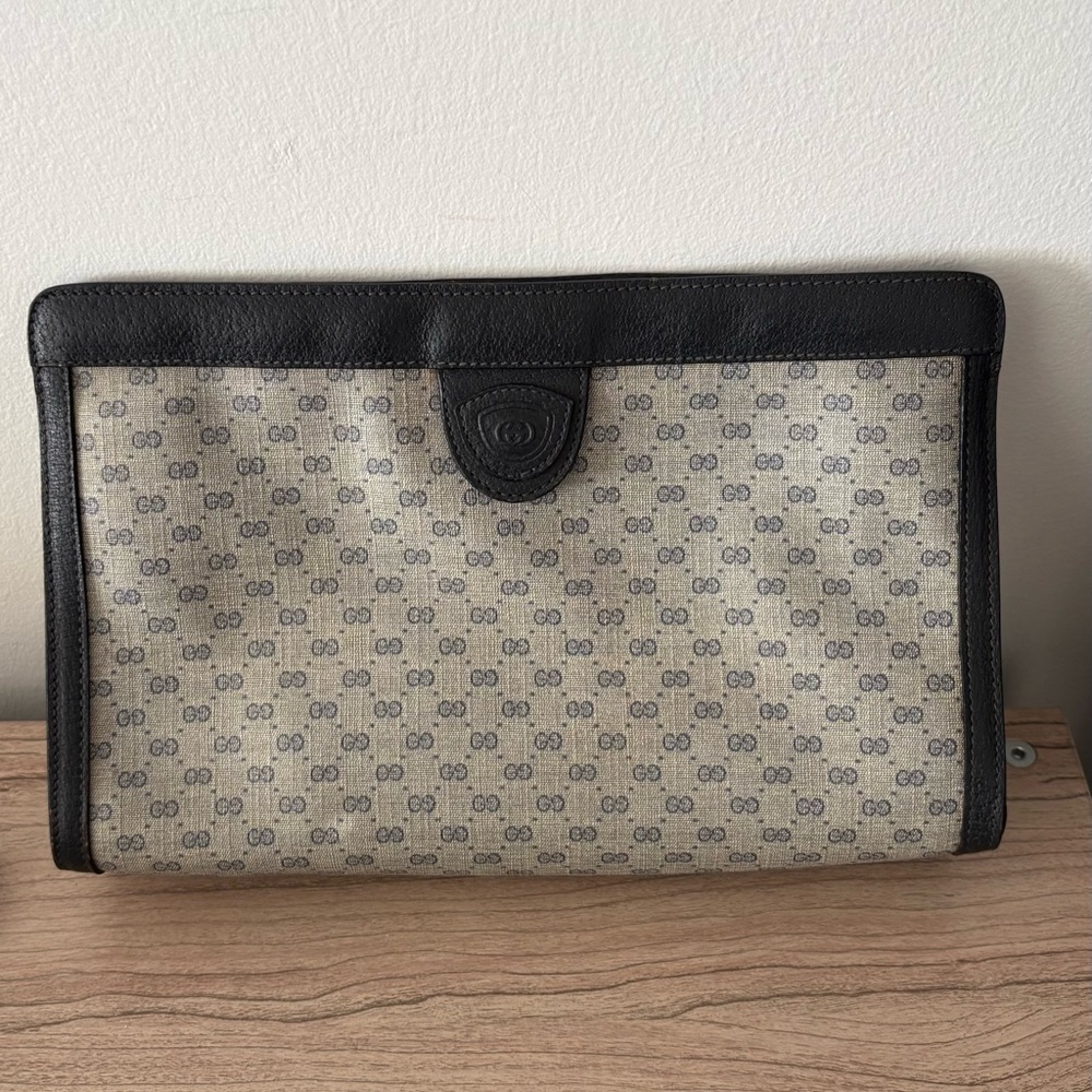 vintage Gucci Navy Micro Supreme GG Logo Bag Clutch Purse